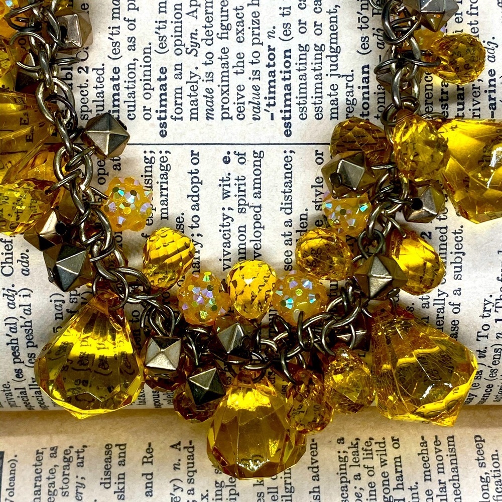 Vintage Yellow Aurora Borealis Beaded Necklace
